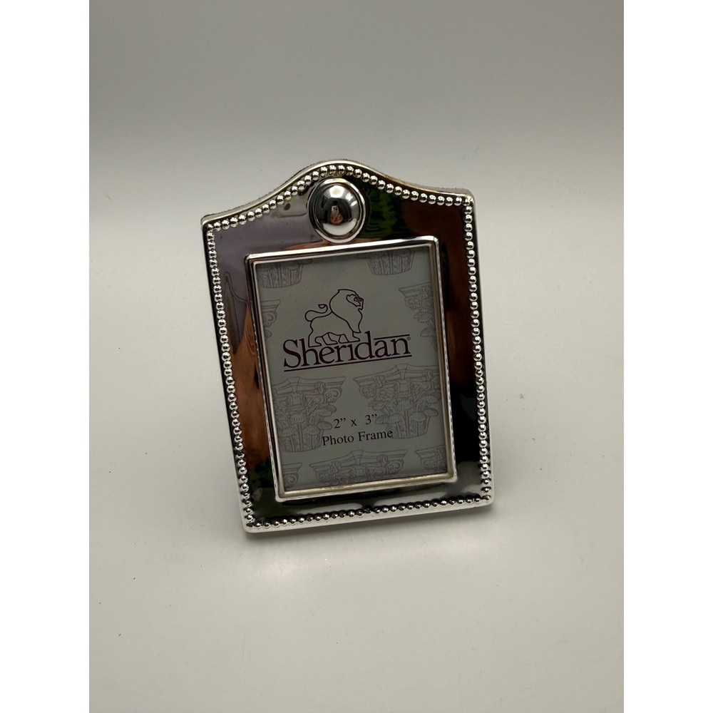 Sheridan Silverplated 2x3 Photo Frame Beaded with Medallion 23036 NIB